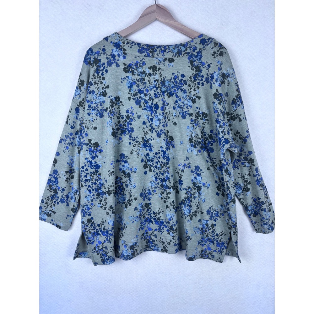 J. Jill Floral Henley Top Size XL Petite Blue Gray Long Sleeve Stretch Knit Norm - Picture 7 of 7